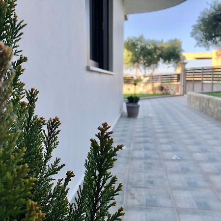 Evangelie Luxury Residence Kíssamos Exteriör bild