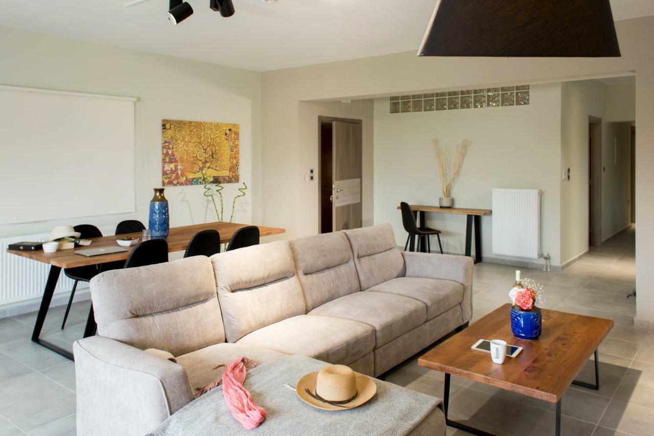 Evangelie Luxury Residence Kíssamos Exteriör bild